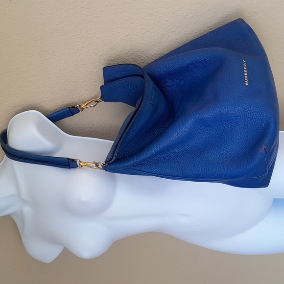 Burberry Pebbled Leather Cale Hobo Shoulder Bag - Picture 3 of 12